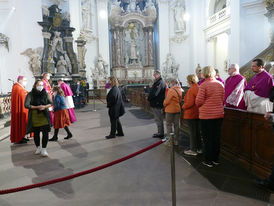 Abschlussvesper der Bischofskonferenz mit Spendung des Bonifatiussegens (Foto: Karl-Franz Thiede)